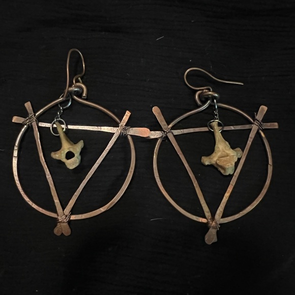 Jewelry - Feral Hag bronze bone earrings